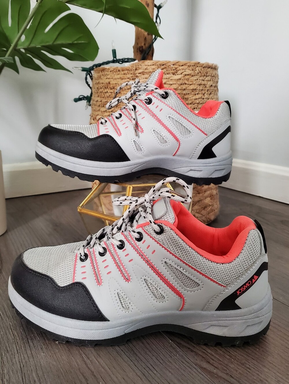 JOSMO Outdoor Hiking Low Top Sneakers 8.5